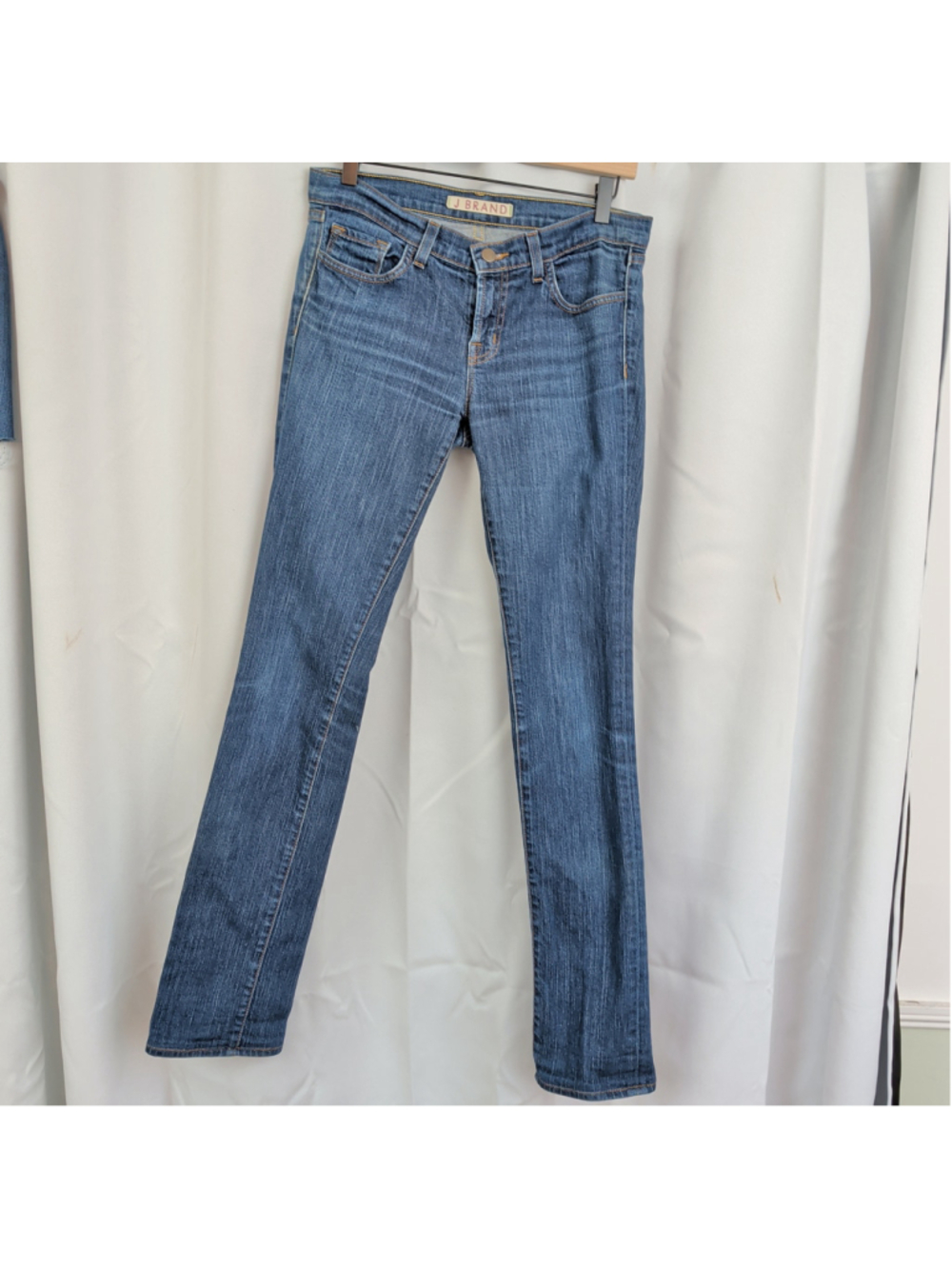 USA Made J Brand Low Rise Slim Jeans 28"